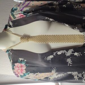 Faux pearl tie necklace